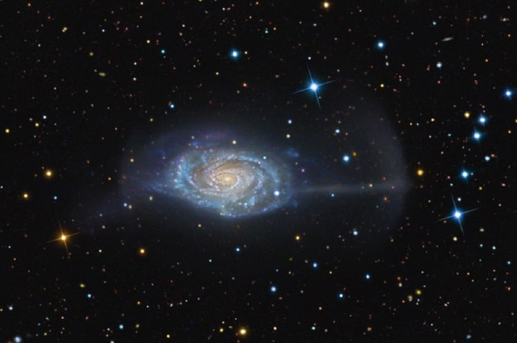 تصویری از کهکشان NGC 4651 که در ۱۲ اکتبر ۲۰۱۲ به ثبت رسیده است.