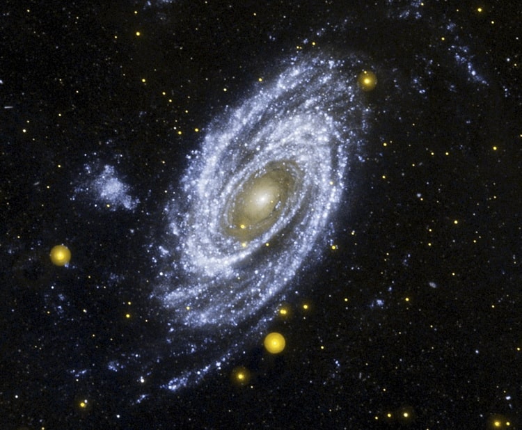 کهکشان M81 که با نام‌های کهکشان NGC 3031 و کهکشان Bode نیز شناخته می‌شود