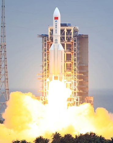 موشک فضایی در حال سقوط چین کجا فرود می‌آید؟