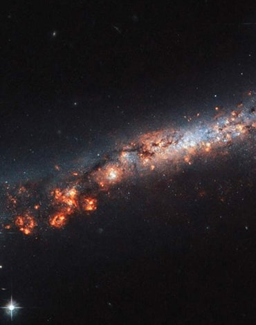 قوس غول‌پیکر کهکشانی با وسعت ۳/۳ میلیارد سال نوری