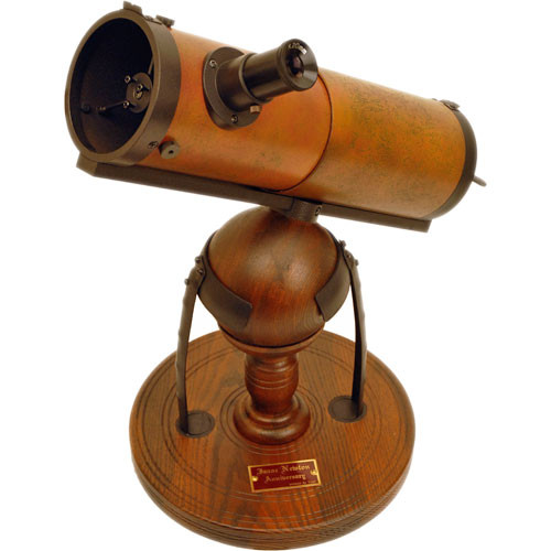 طرح تلسکوپی که نیوتون در دهه ی ۱۶۷۰ طراحی کرد.