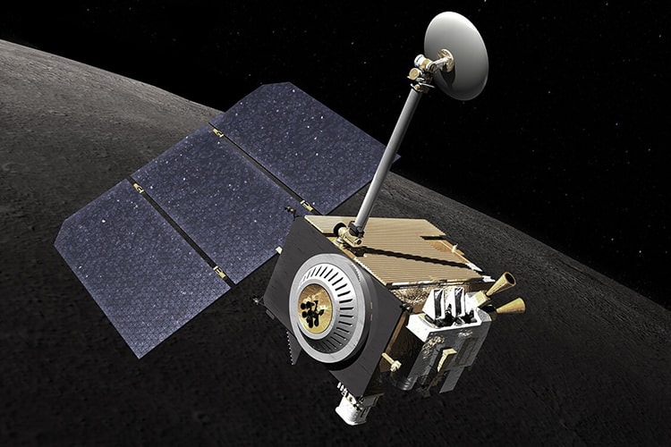 مدارگرد شناسایی قمری (LRO)