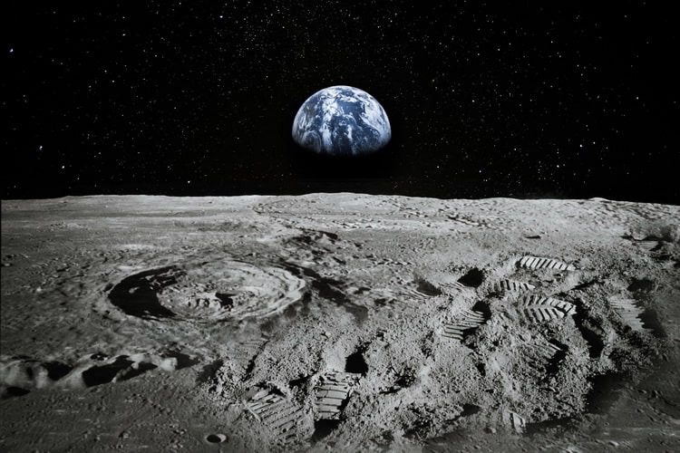 تصویر کره زمین از روی ماه